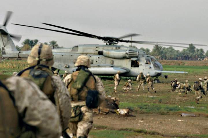 کارشناسان: احتمال خروج همه سربازان امریکایی از افغانستان، بسیار کم است