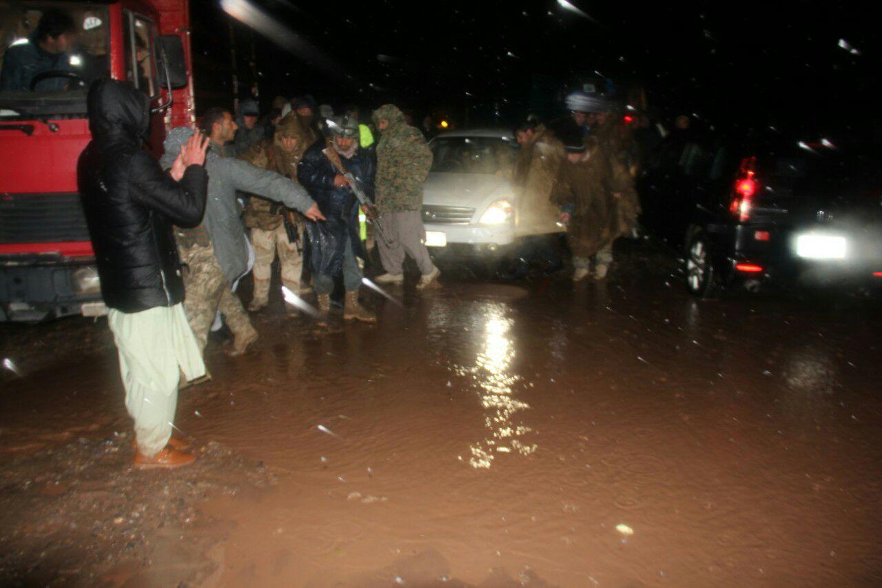 سرازیر شدن سیلاب شدید در نقاط مختلف هرات