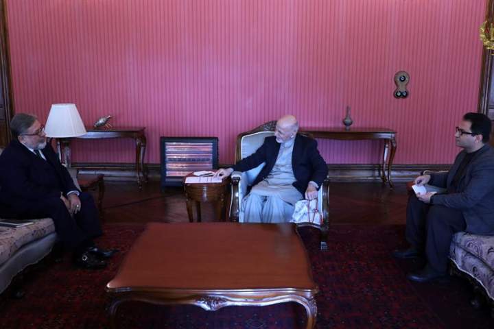 رئیس جمهورغنی با سفیر سازمان همکاری های اسلامی دیدار کرد