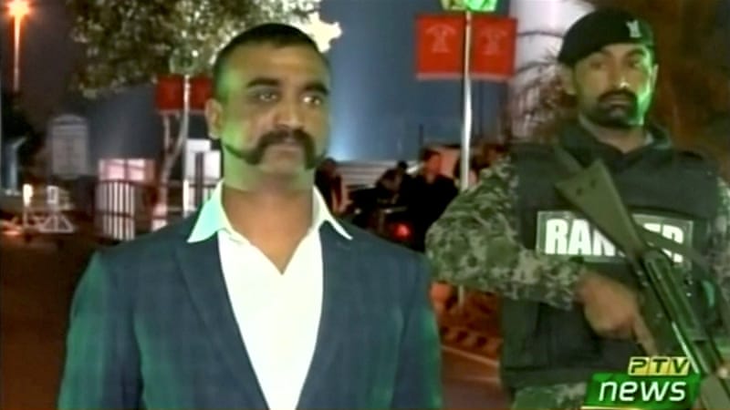 Pakistan handed over captured Indian pilot on Friday