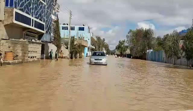 جاری شدن سیلاب در ولسوالی شیندند ولایت هرات  