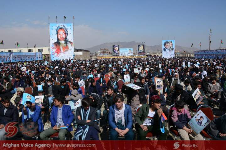 گزارش تصویری / تجلیل از بیست و چهارمین سالروز شهادت شهید عبدالعلی مزاری با حضور گسترده مردم، شخصیت ها و مقامات بلندپایه در کابل