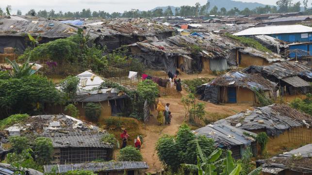 China offers cash to lure Rohingya refugees to Myanmar