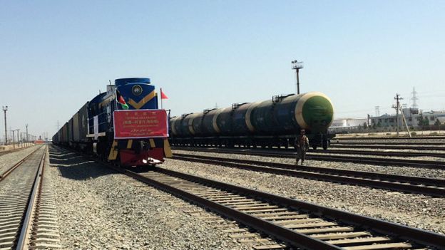 نخستین بار کالاهای تجاری افغانستان از طریق خط آهن به چین صادر می‌شود