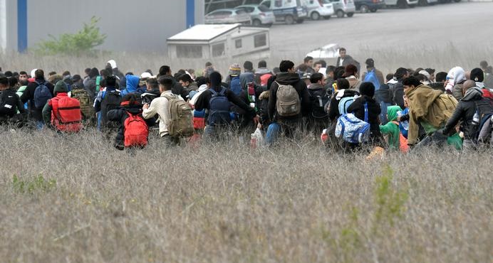 یونان: باز شدن مرز مقدونیه دروغ است