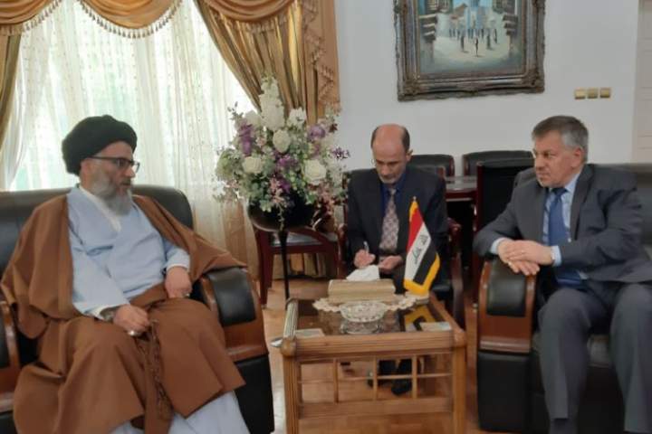 حسینی مزاری در دیدار با سفیر عراق در تهران بر حل تشرف مردم افغانستان به عتبات عالیات تأکید کرد
