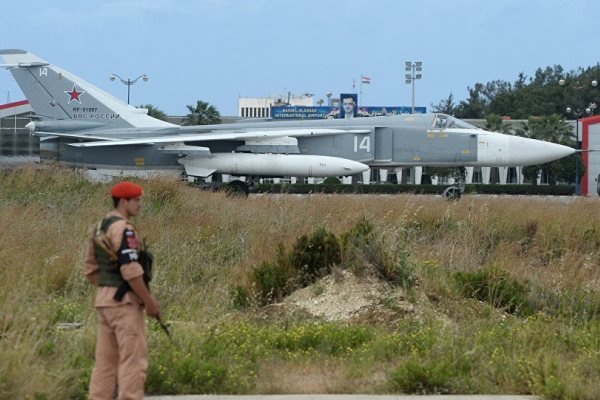 حمله پهپادی تروریستها به پایگاه هوایی روسیه در سوریه