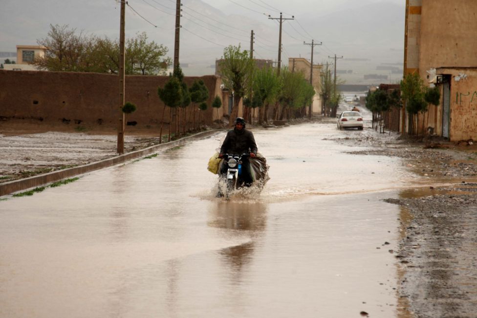 Flash floods, heavy rain kill 13 people in W. Afghanistan