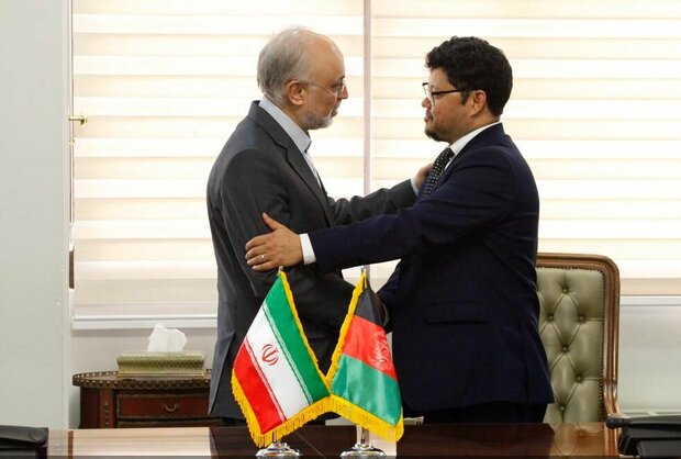 Iran, Afghanistan sign MoU on peaceful nuclear coop.
