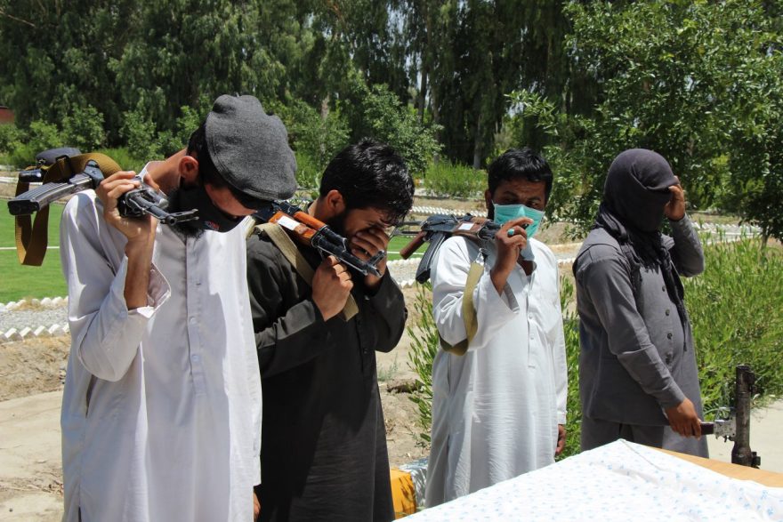 24 Taliban and ISIS militants renounce violence in Nangarhar province
