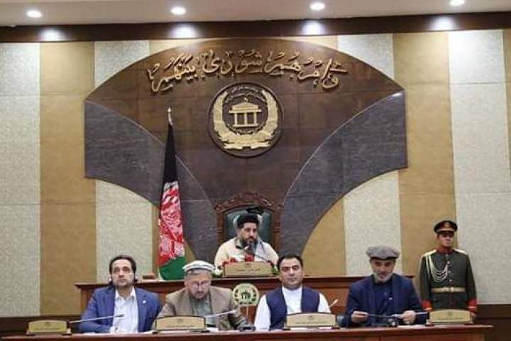 نمایندگان با ادامه‌ی تنش در مجلس زنگ تجزیه افغانستان را به صدا در می‌آورند