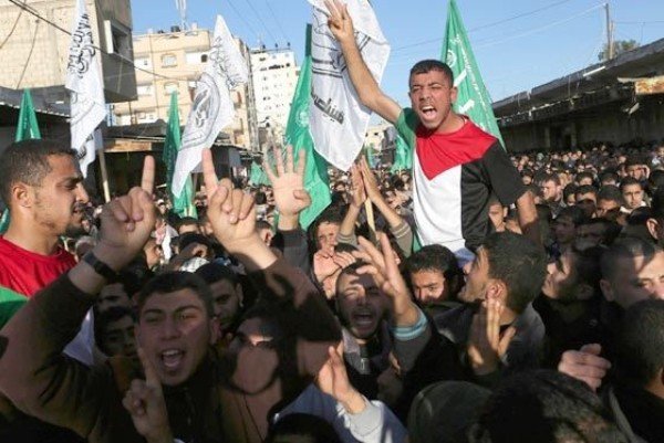 تظاهرات مردم فلسطین در دومین روز نشست اقتصادی منامه