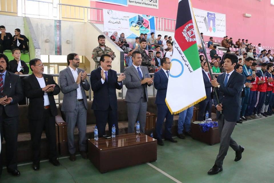 گرامی‌داشت از روز جهانی المپیک در کابل؛ روح‌الله نیک‌پا به وعده‌اش عمل کرد!
