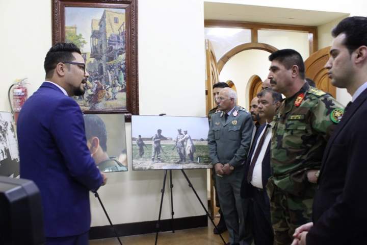 جشنواره عکس برتر سرباز در کابل برگزار شد
