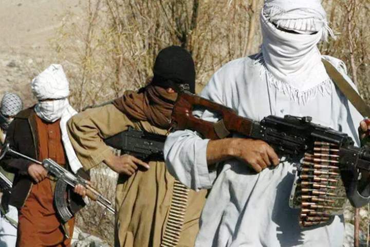 حمله مرگبار طالبان مسلح بالای کمپ اردوی ملی در فراه