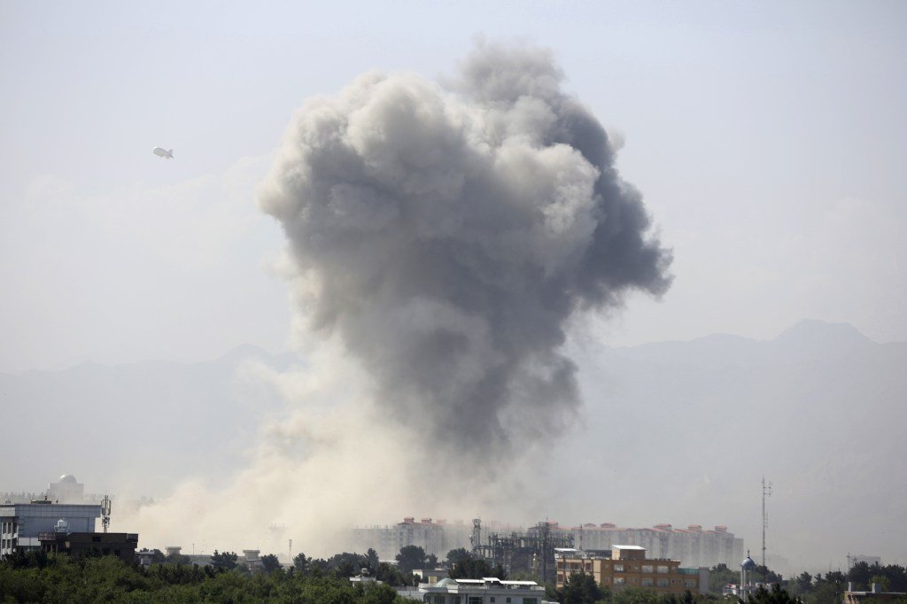Powerful blast rocks Kabul