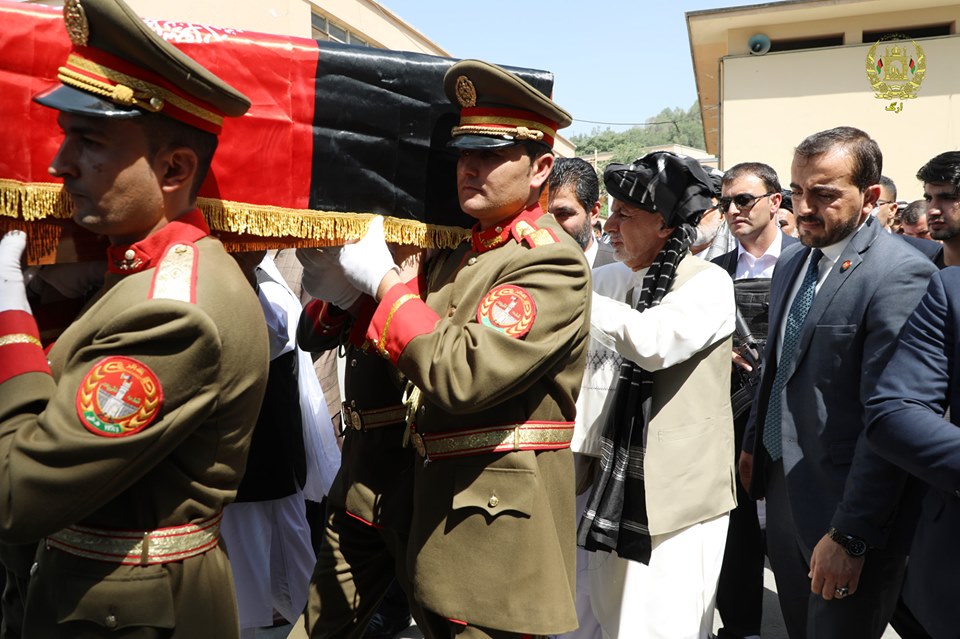 Senior Afghan presidential guard wounded in bomb attack dies