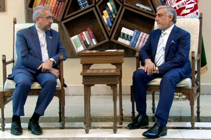 تأکید افغانستان و ایران بر توسعه همکاری‌های اقتصادی در بخش‌های انتقال انرژی، آب، بانک و تبادلات تجاری