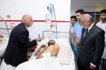 رئیس جمهور از زخمی‎های حمله تروریستی کابل عیادت کرد