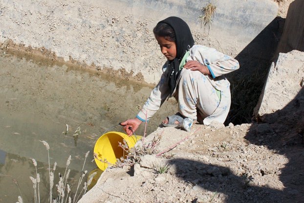تنها 28 درصد از باشندگان کشور به آب آشامیدنی بهداشتی دست‌رسی دارند