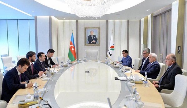 Afghanistan, Azerbaijan Discuss Role of Oil & Gas Cooperation in Developing Economic Relations