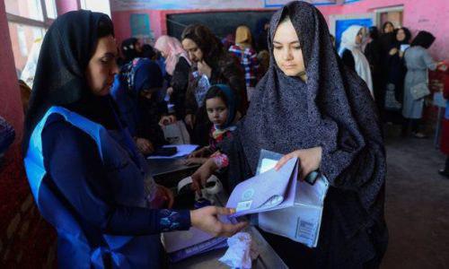 نگرانی زنان از تاخیر در اعلان نتایج انتخابات