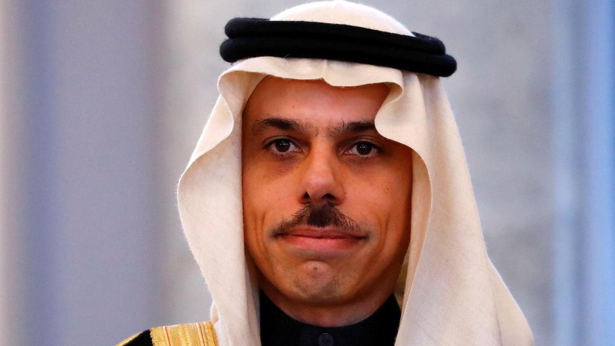Saudi Arabia Appoints New FM with Western Experience in Cabinet Reshuffle