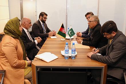 Ghani Meets Regional Leaders to Discuss Peace