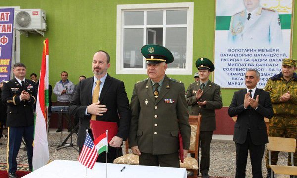 امریکا در مرز تاجیکستان و افغانستان پاسگاه ساخت
