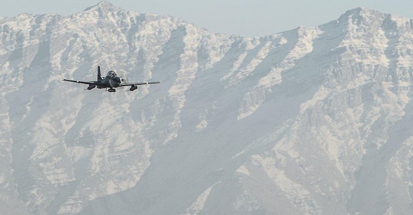 Airstrikes Kill 17 Taliban Insurgents in Three Provinces
