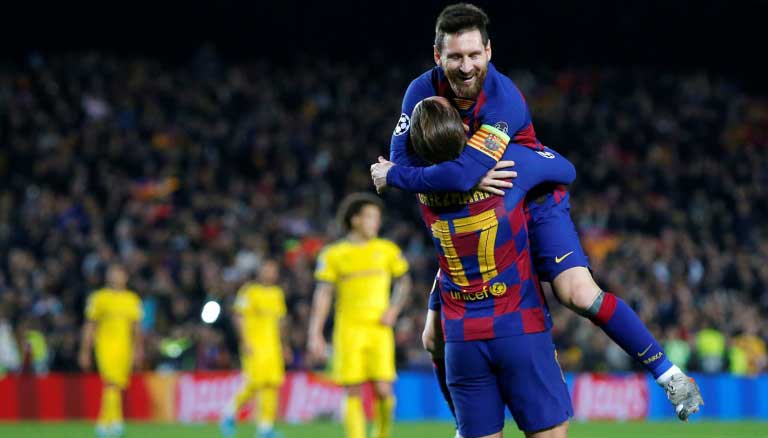 Barca moves to last 16 as Messi marks 700th game
