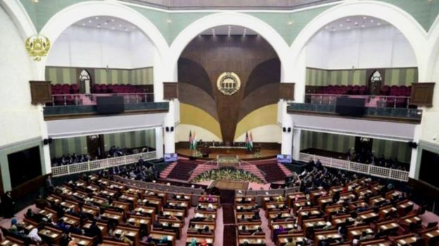 مجلس پاسخ‌گوییِ معین وزارت مالیه را نپذیرفت؛ میلیاردها افغانی از بودجۀ سال 97 حیف و میل شده است