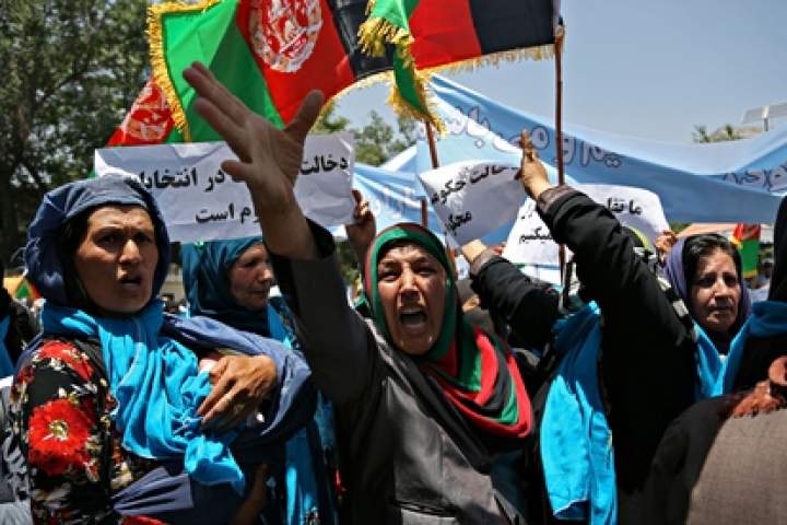 تازه څېړنه: د افغانستان سیاسي مشرانو واک قومي او میراثي کړی دی