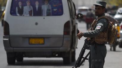 Blast kills 1, wounds 4 in Afghanistan