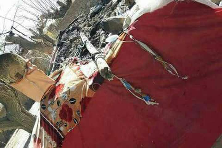 افراد ناشناس در غزنی یک زیارت را آتش زدند