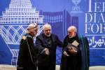 Karzai urges U.S. to de-escalate tension with Iran