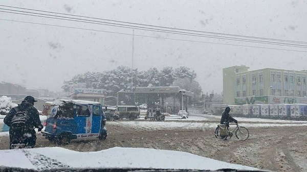 Highway Routes to Herat Remain Closed As Snowfalls Continue