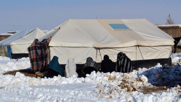 توزیع کمک‌های زمستانی برای 2300 خانواده در تخار