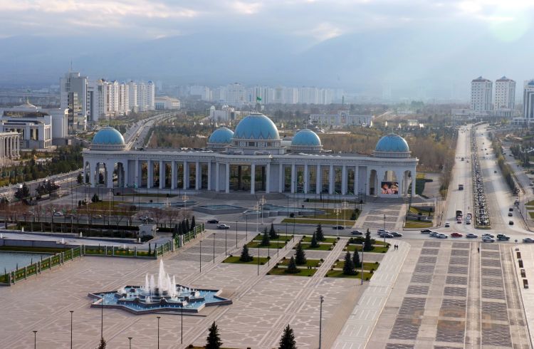 Turkmenistan ready to provide platform for peaceful dialogue on Afghanistan