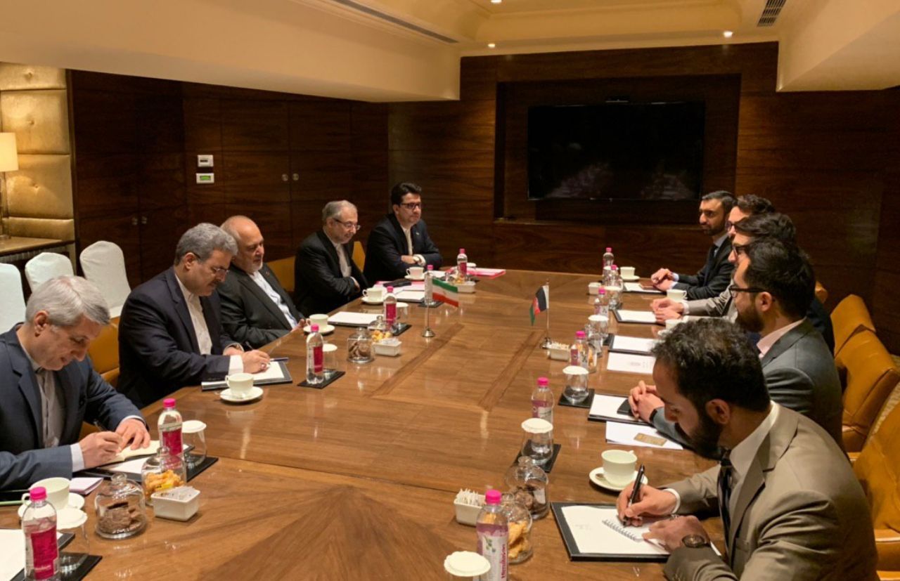 دیدار مشاور امنیت ملی افغانستان با وزیر خارجه ایران در هند