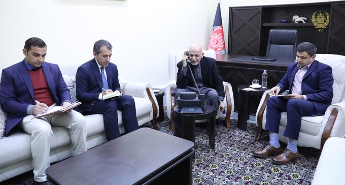 Ghani, Trudeau Speak on Phone Over Downed Plan in Iran