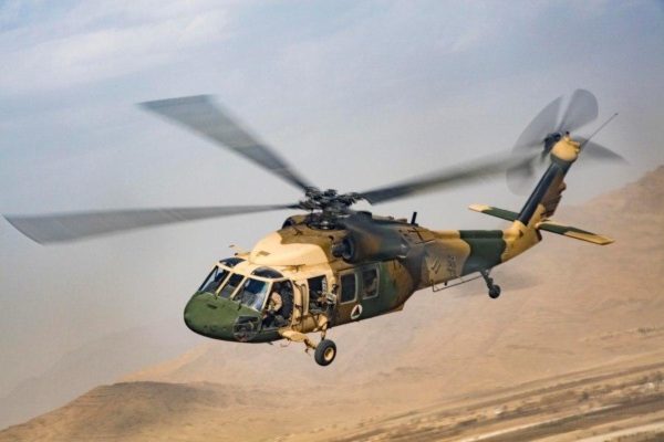 US Senator Criticizes Pentagon Plans to Cut Black Hawks for Afghan Air Force
