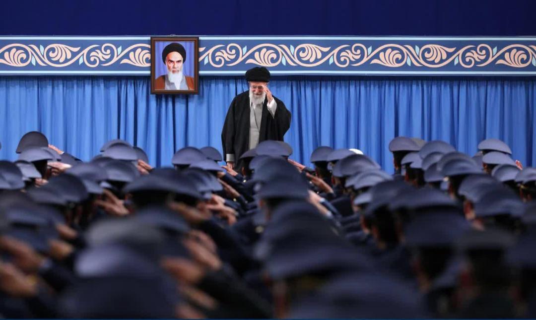 Imam Khamenei Urges Reliance on Internal Capacities: Iran Should Get Strong to Avert War