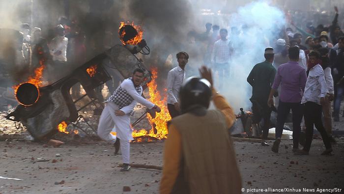 افزایش تلفات درگیری هندوها و مسلمانان در دهلی نو به بیش از 30 کشته