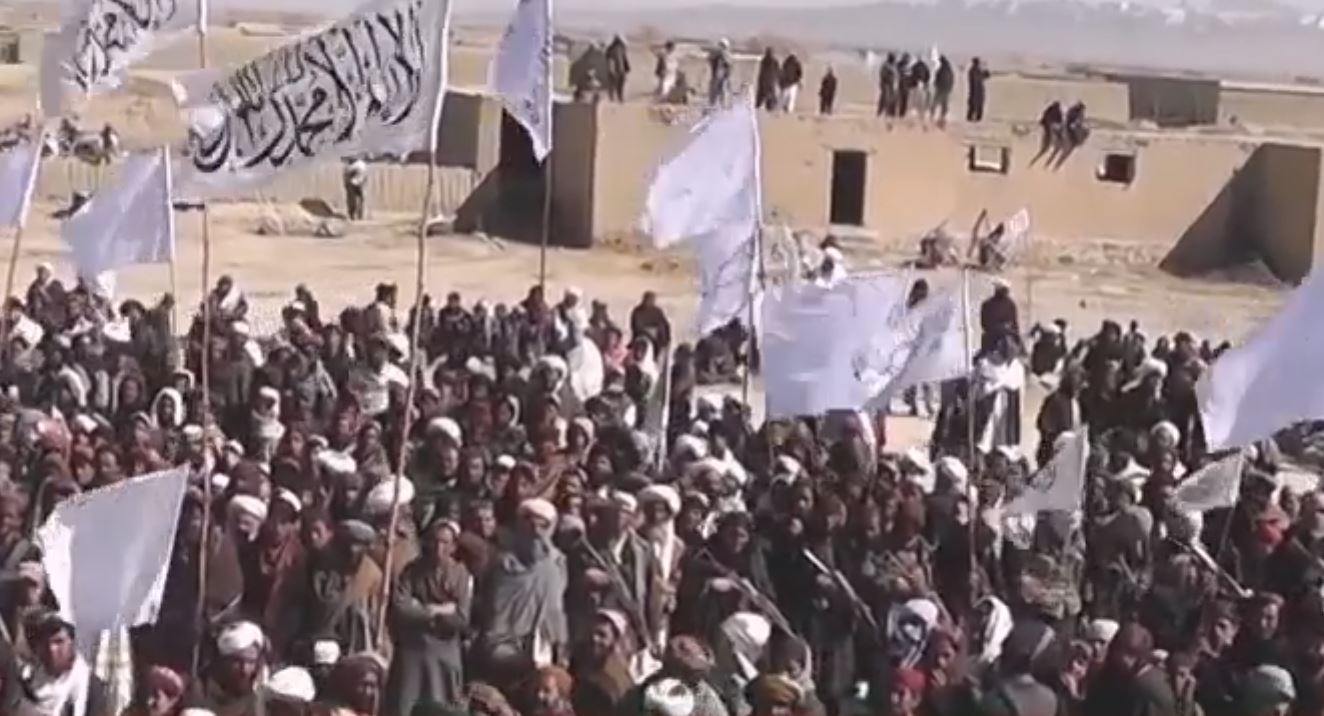 تجمع صدها طالب در غزنی به حمایت از توافق صلح