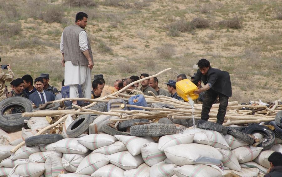Afghan police set on fire 35 tons of drugs in northern province