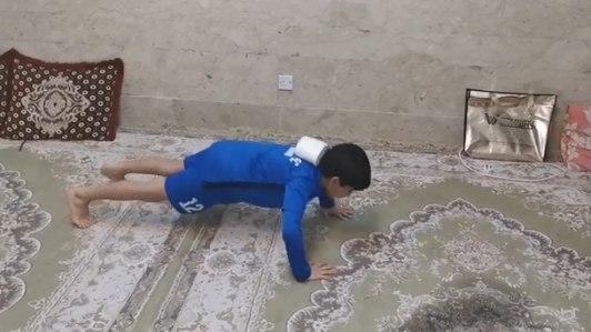 کودک افغان مسی و راموس را شکست داد! + ویدئو  <img src="https://cdn.avapress.com/images/video_icon.png" width="16" height="16" border="0" align="top">