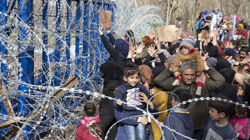 انتظار پناهجویان در مرز یونان همچنان ادامه دارد