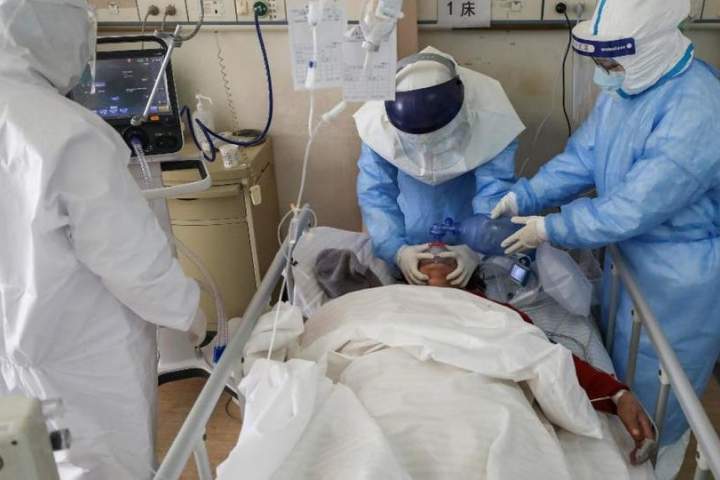 دو بیمار مبتلا به کرونا در بلخ درگذشتند