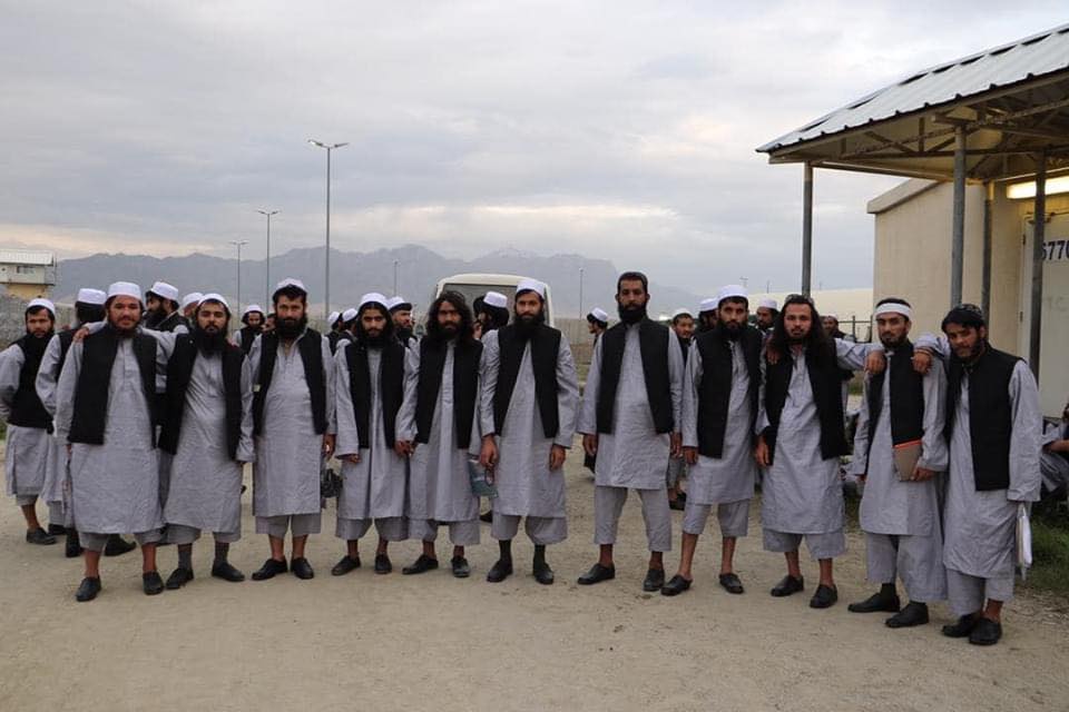 Afghans welcome gov